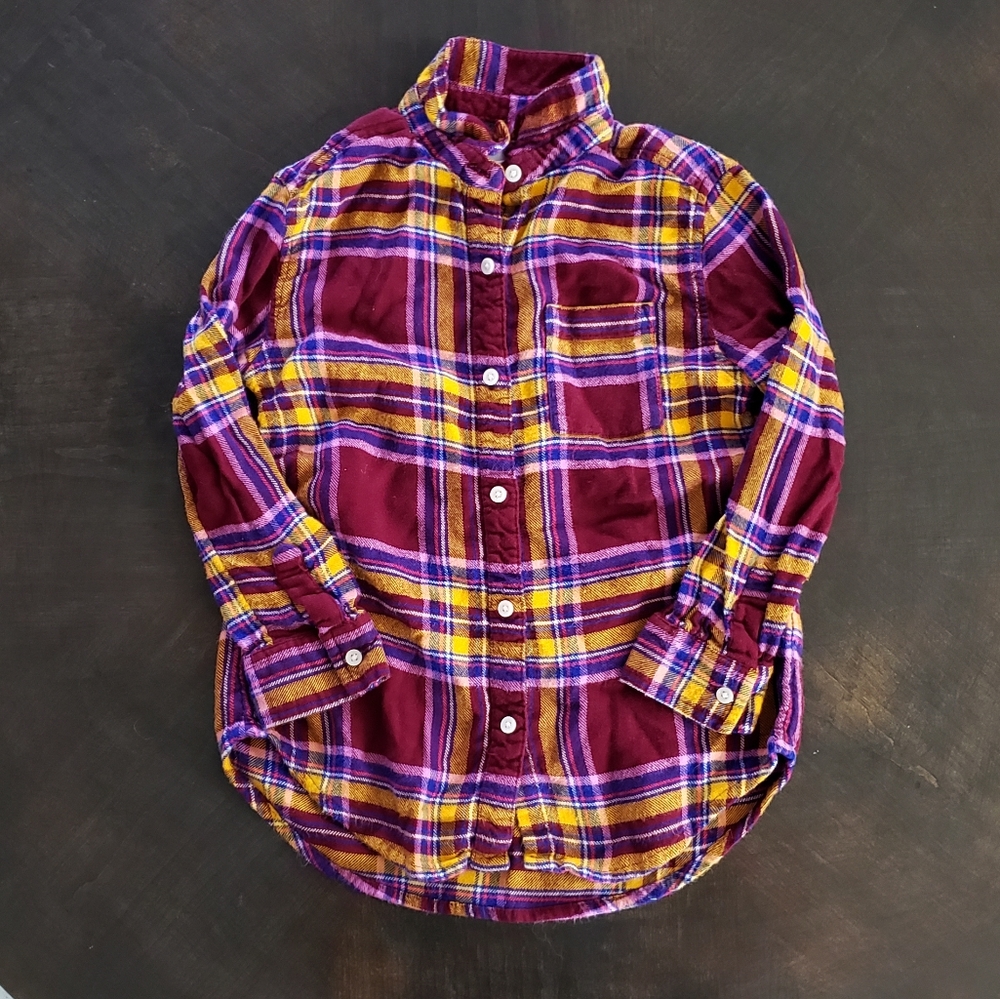 Girls Old Navy flannel shirt, size 6/7